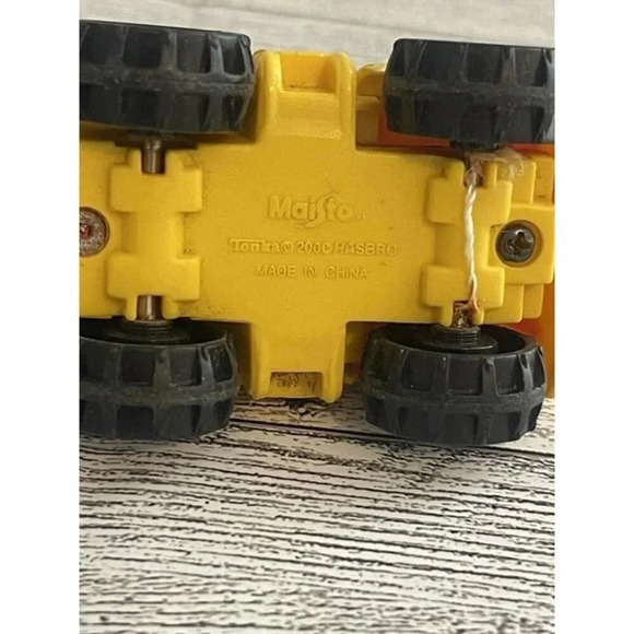 MAISTO TONKA HASBRO 2000 TOY PICK UP TRUCK GREEN HAT CARS - Picture 8 of 8